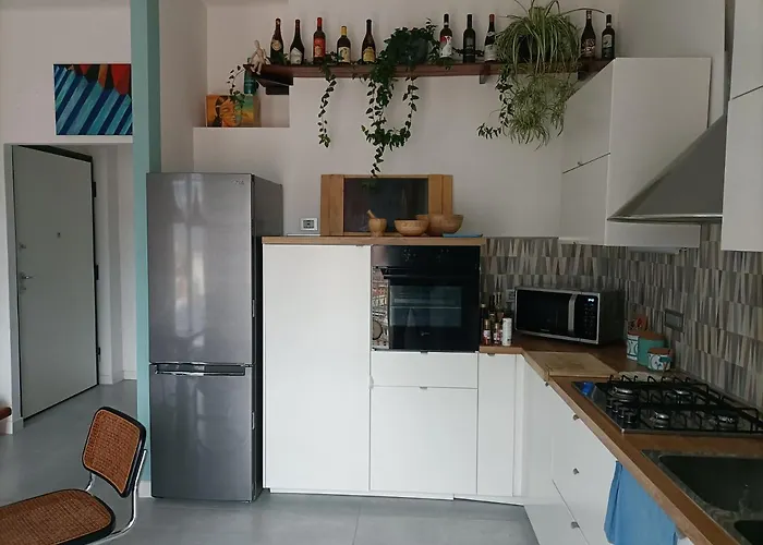 View! Panoramic Overlooking *